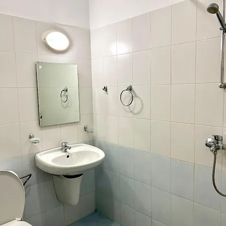 Cozy Flores 2 Bedrooms Sunny Beach